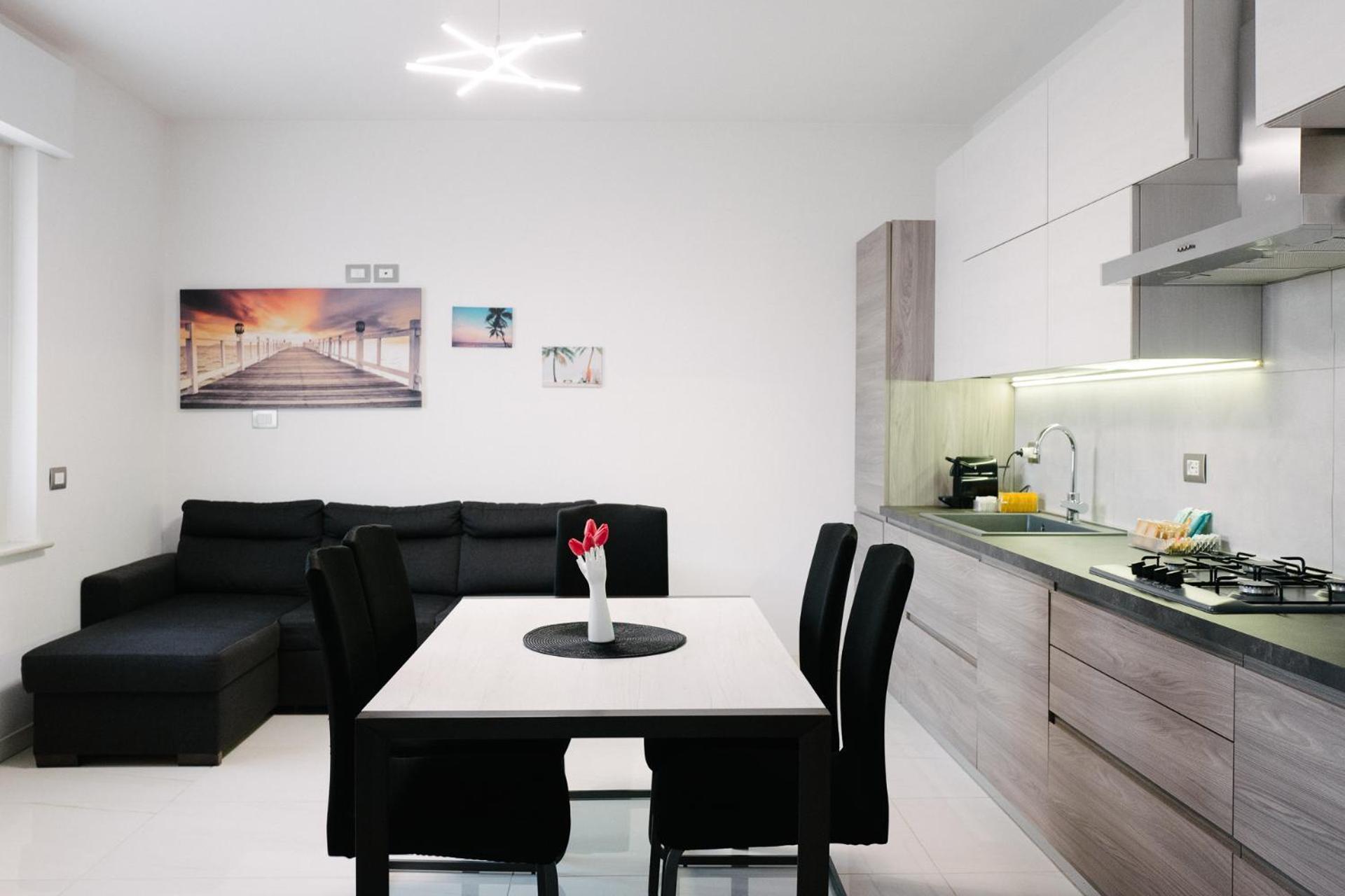 Lara'S House Apartment ซาน จิโอวานนิ ลูปาโตโต ภายนอก รูปภาพ